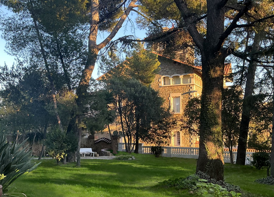 Instal·lacions Residència El Meu Jardí a Barcelona Instal·lacions Residència El Meu Jardí a Barcelona